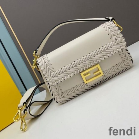 Fendi Baguette Bag In Stitching Leather White
