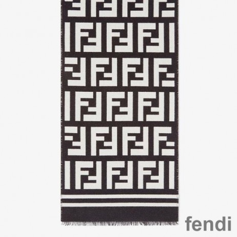 Fendi FF Scarf In Wool and Silk Black